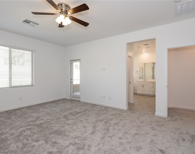 12412 Ocean Tiller Avenue - Photo Thumbnail 29