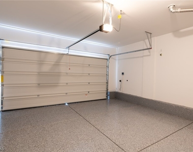 12412 Ocean Tiller Avenue - Photo Thumbnail 36