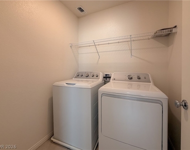 7008 Dandelion Park Avenue - Photo Thumbnail 35