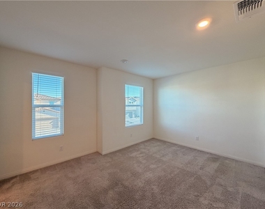 7008 Dandelion Park Avenue - Photo Thumbnail 32