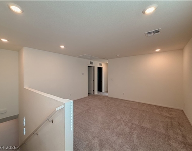 7008 Dandelion Park Avenue - Photo Thumbnail 18