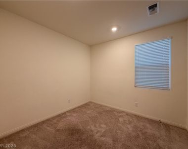 7008 Dandelion Park Avenue - Photo Thumbnail 15