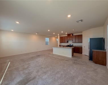 7008 Dandelion Park Avenue - Photo Thumbnail 9