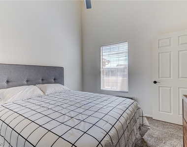 520 Arrowhead Trail - Photo Thumbnail 8