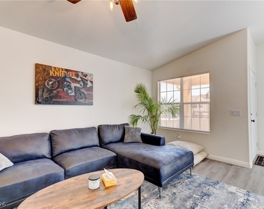 520 Arrowhead Trail - Photo Thumbnail 3