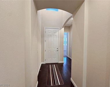 71 Newton Ridge Way - Photo Thumbnail 3