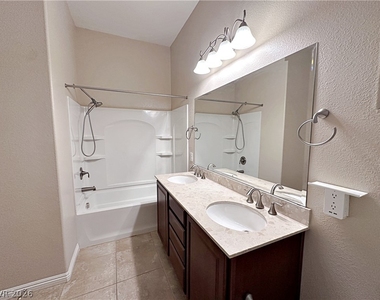 71 Newton Ridge Way - Photo Thumbnail 22