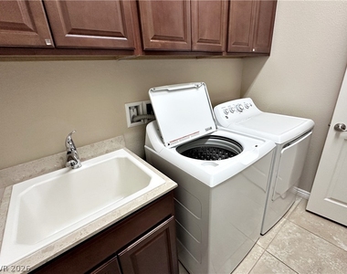 71 Newton Ridge Way - Photo Thumbnail 39