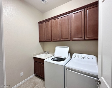 71 Newton Ridge Way - Photo Thumbnail 38
