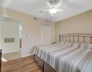7885 W Flamingo Road - Photo Thumbnail 19