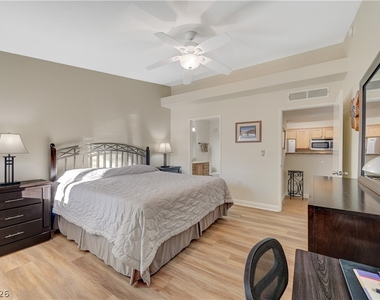 7885 W Flamingo Road - Photo Thumbnail 15