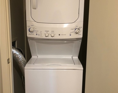 353 E Bonneville Avenue - Photo Thumbnail 7