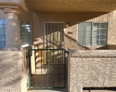 8410 Eldora Avenue - Photo Thumbnail 4