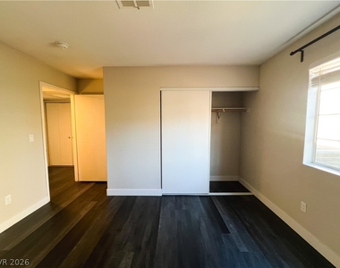 8410 Eldora Avenue - Photo Thumbnail 63