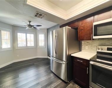 8410 Eldora Avenue - Photo Thumbnail 28