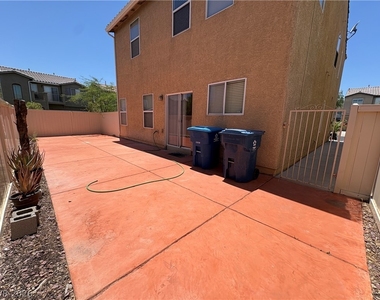 7878 Juniper Forest Street - Photo Thumbnail 8