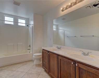 9278 Bearded Iris Avenue - Photo Thumbnail 18