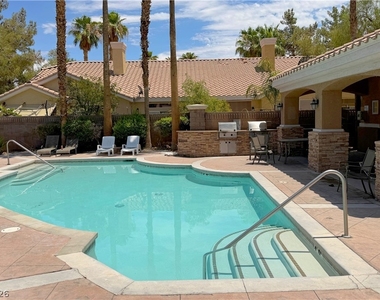 9278 Bearded Iris Avenue - Photo Thumbnail 22