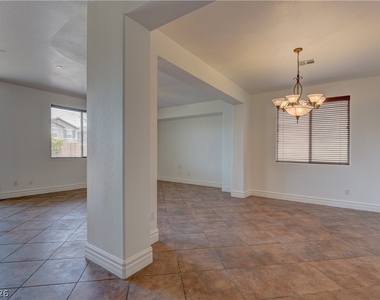 9278 Bearded Iris Avenue - Photo Thumbnail 3