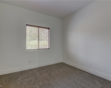 9278 Bearded Iris Avenue - Photo Thumbnail 9