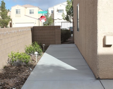 8749 Evan Lilas Street - Photo Thumbnail 14