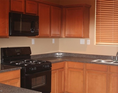 8749 Evan Lilas Street - Photo Thumbnail 5