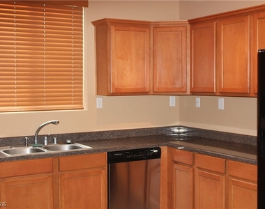 8749 Evan Lilas Street - Photo Thumbnail 6