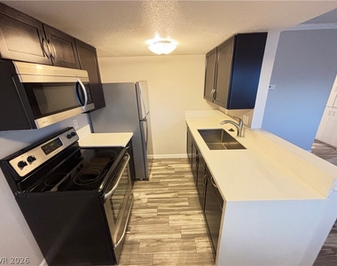 1111 S Casino Center Boulevard - Photo Thumbnail 4