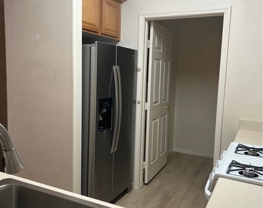 7139 Durango Drive - Photo Thumbnail 7