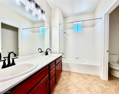 3347 Chesterbrook Court - Photo Thumbnail 20