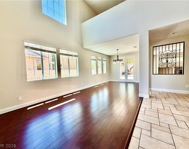 3347 Chesterbrook Court - Photo Thumbnail 2
