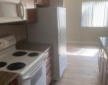 1826 N Decatur Boulevard - Photo Thumbnail 2