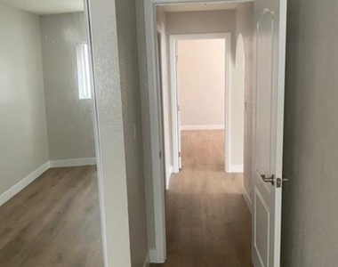 1826 N Decatur Boulevard - Photo Thumbnail 6