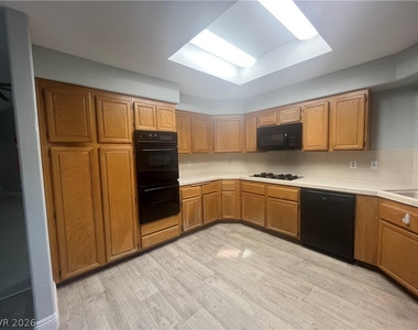 3611 Laguna Del Sol Drive - Photo Thumbnail 9