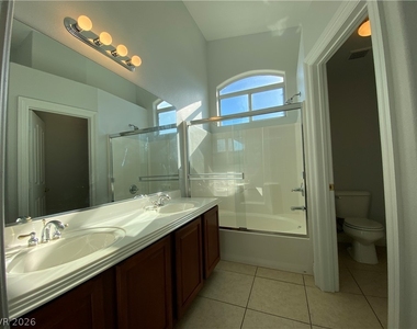 4517 Bell Cord Avenue - Photo Thumbnail 15