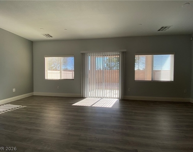 4517 Bell Cord Avenue - Photo Thumbnail 7