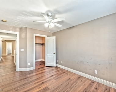 1593 Dark Wolf Avenue - Photo Thumbnail 9