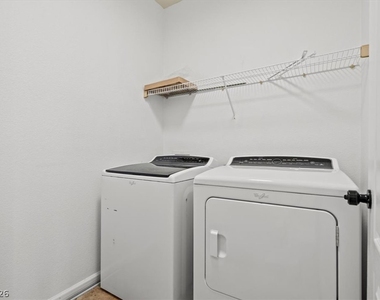 10201 Penrith Avenue - Photo Thumbnail 15
