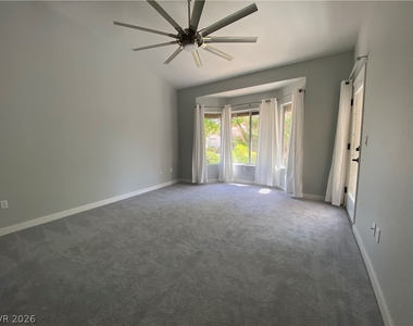 10013 Woodhouse Drive - Photo Thumbnail 13