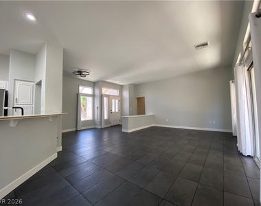 10013 Woodhouse Drive - Photo Thumbnail 7