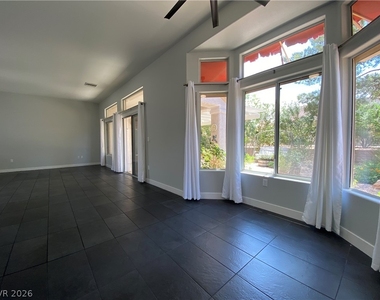 10013 Woodhouse Drive - Photo Thumbnail 11