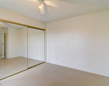 2981 Country Manor Lane - Photo Thumbnail 8