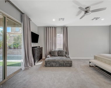3943 Reyes Avenue - Photo Thumbnail 40