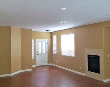 2819 Dunnottar Avenue - Photo Thumbnail 12