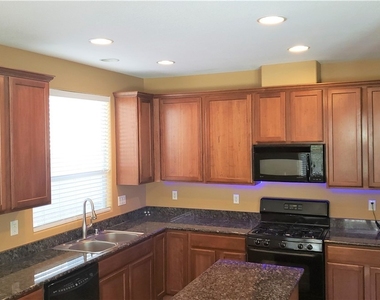 2819 Dunnottar Avenue - Photo Thumbnail 9
