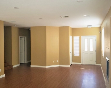 2819 Dunnottar Avenue - Photo Thumbnail 14