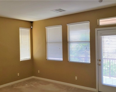2819 Dunnottar Avenue - Photo Thumbnail 18