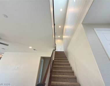 141 Neverland Avenue - Photo Thumbnail 20