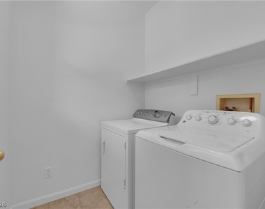 8779 Salvestrin Point Avenue - Photo Thumbnail 16