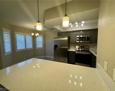 1400 Oak Rock Drive - Photo Thumbnail 2
